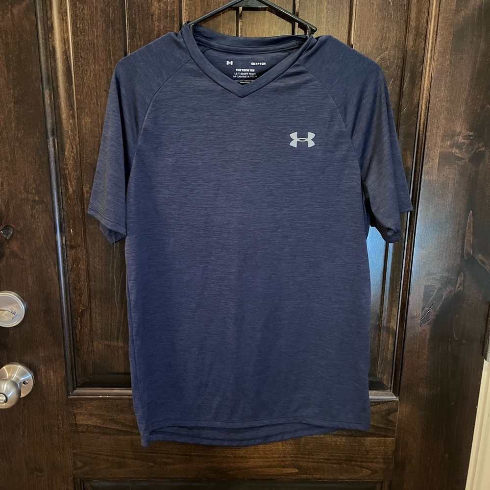 Men’s Under Armour Navy Shirt